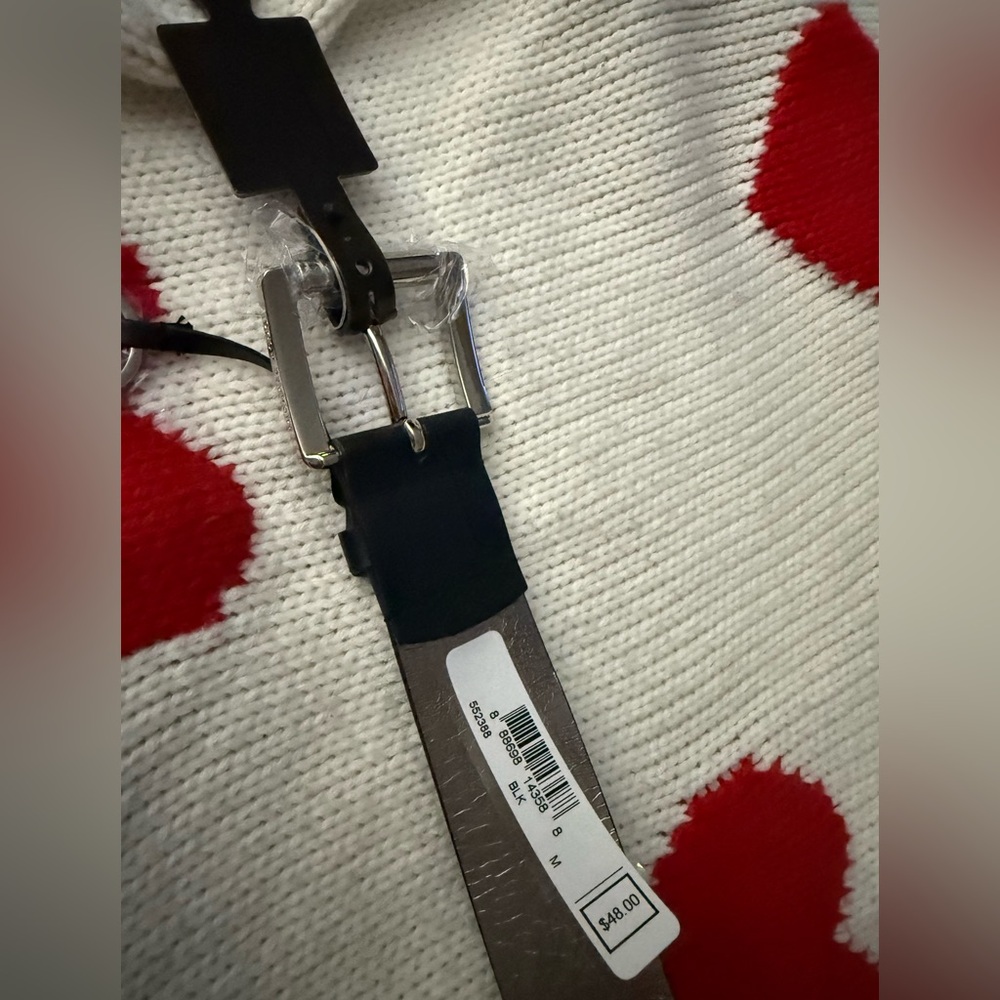 Black belt size medium fits 32-40